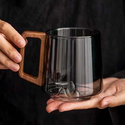 Zen coffee mugs – Smoked glass with hidden mountain & wooden handle