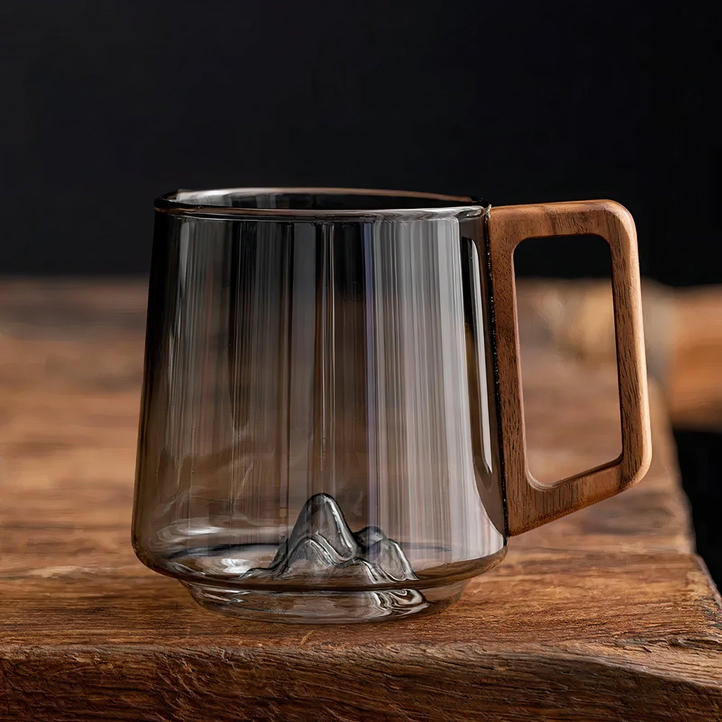 Zen coffee mugs – Smoked glass with hidden mountain & wooden handle